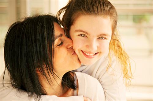 Mom and Child smiling about getting Invisalign or braces in Goodlettsville, TN